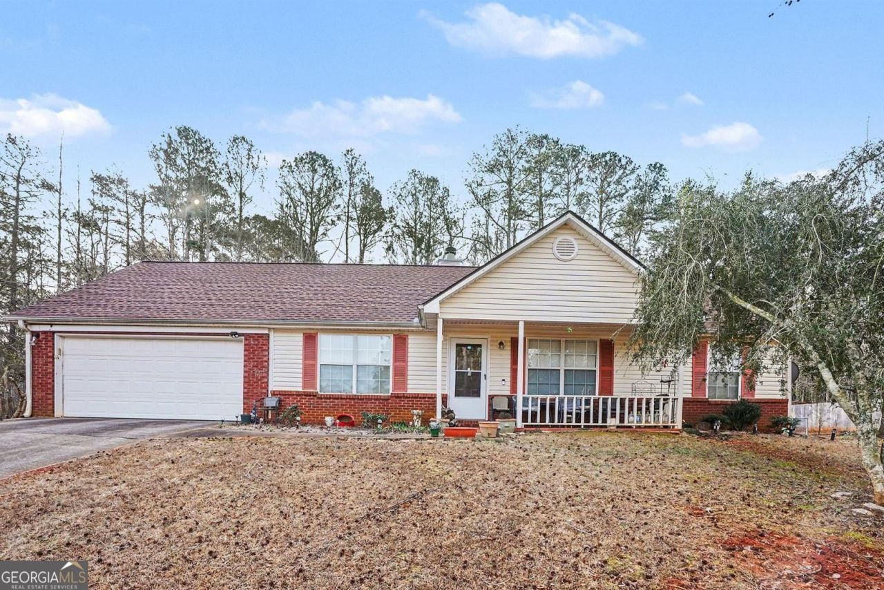 204 Hailey Lane, Griffin, GA 30223 Main Photo
