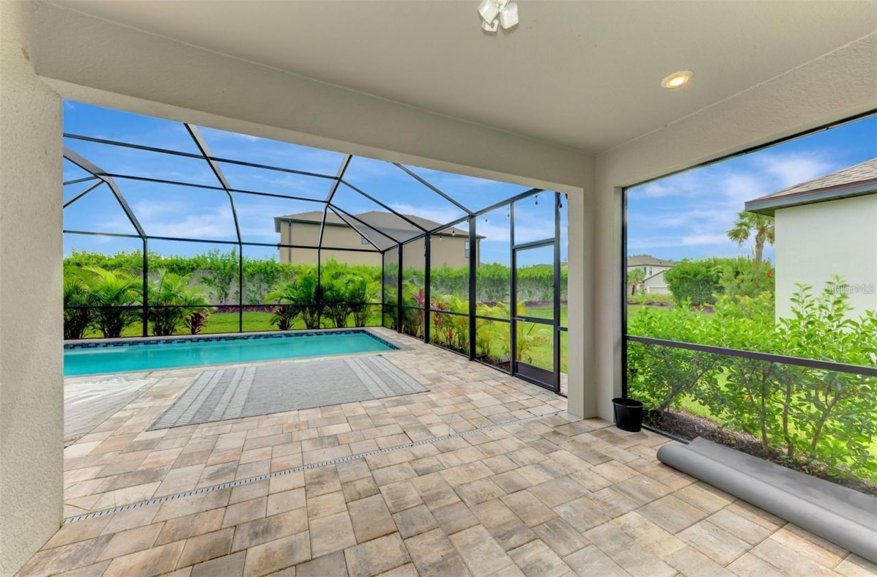 6310 Grandview Hill Court, Bradenton, FL 34203 Photo