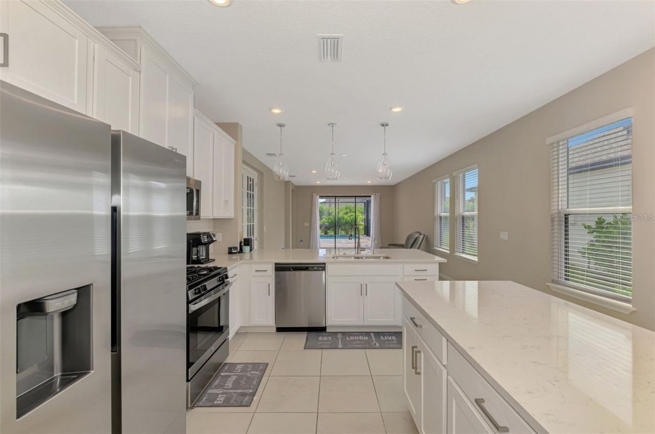 6310 Grandview Hill Court, Bradenton, FL 34203 Photo