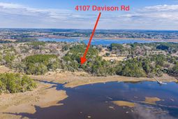 4107 Davison Road photo 4