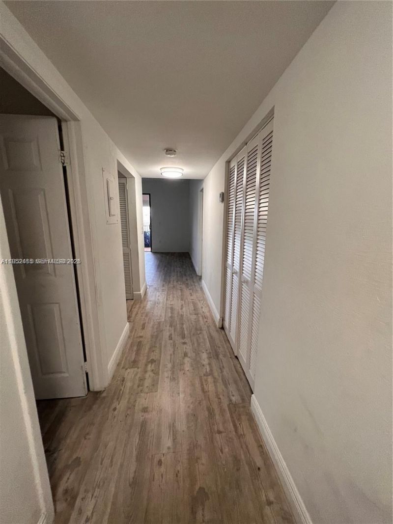 16220 NW 2nd Ave , Unit 511, Miami, FL 33169 Photo