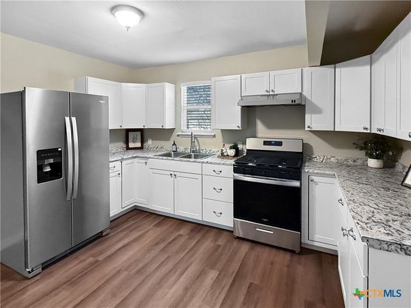816 E Avenue M, Temple, TX 76504