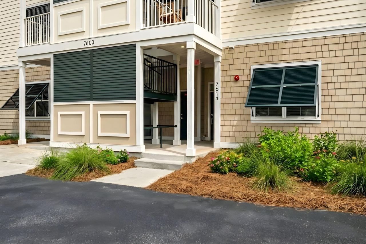 7614 Indigo Palms Way Photo 3