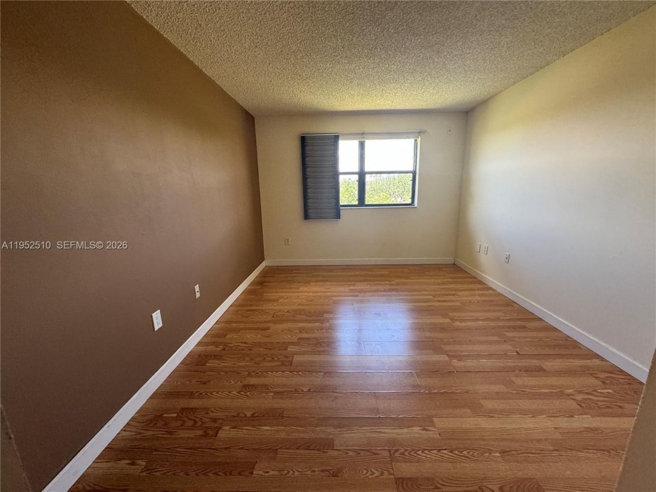 7235 NW 179th St, Unit 311, Hialeah, FL 33015 Photo