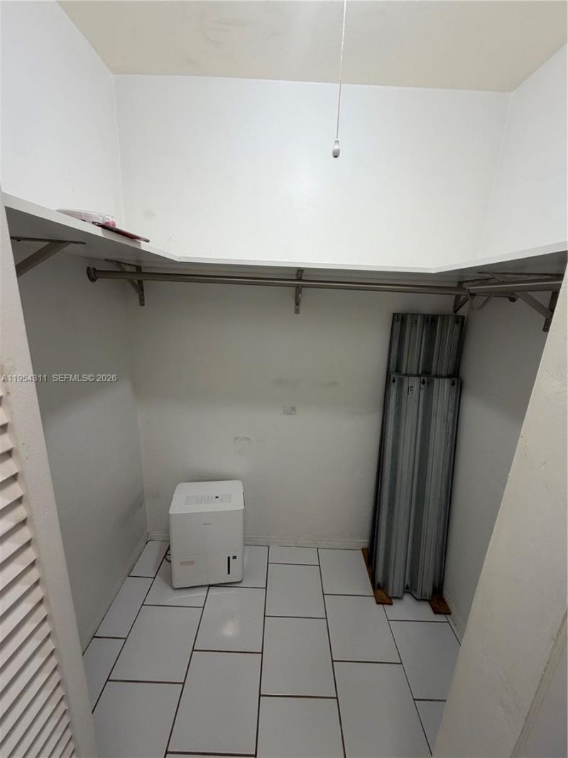 6565 Santona St, Unit B5, Coral Gables, FL 33146 Photo