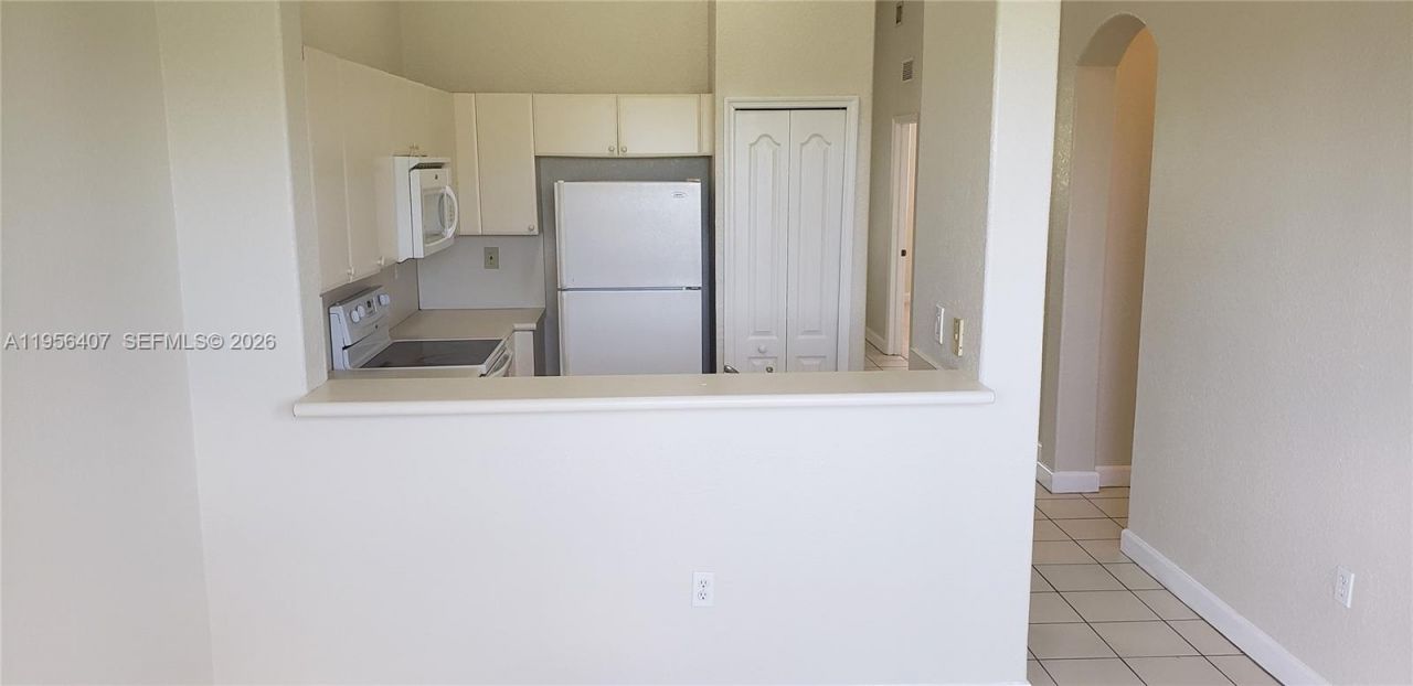 2811 SE 17th Ave , Unit 202, Homestead, FL 33035 Photo