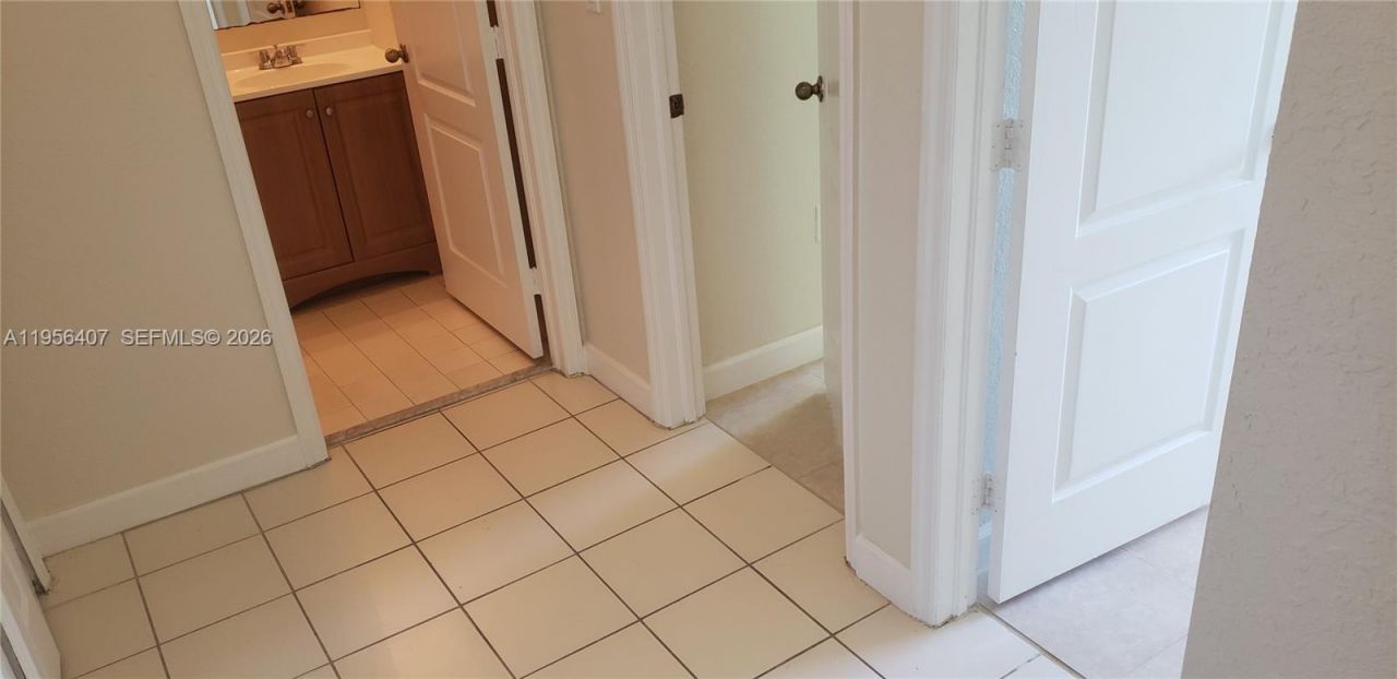 2811 SE 17th Ave , Unit 202, Homestead, FL 33035 Photo