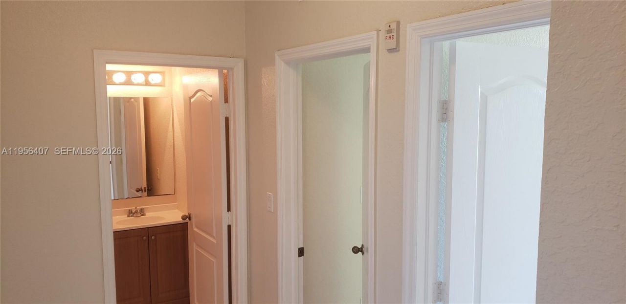 2811 SE 17th Ave , Unit 202, Homestead, FL 33035 Photo