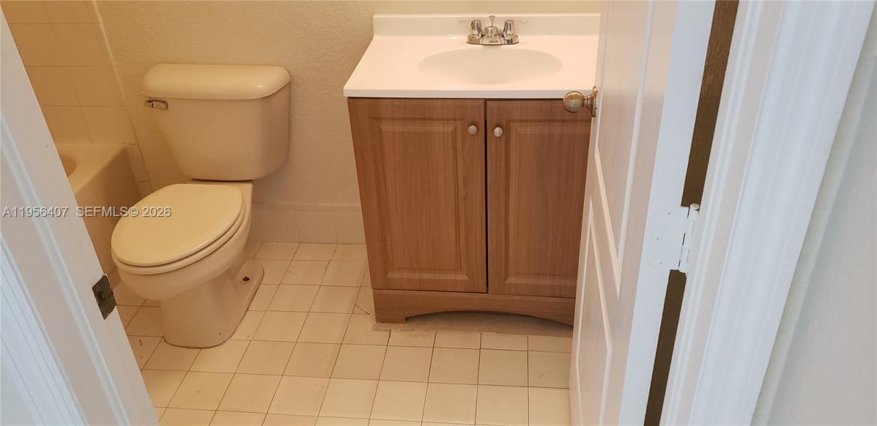 2811 SE 17th Ave , Unit 202, Homestead, FL 33035 Photo