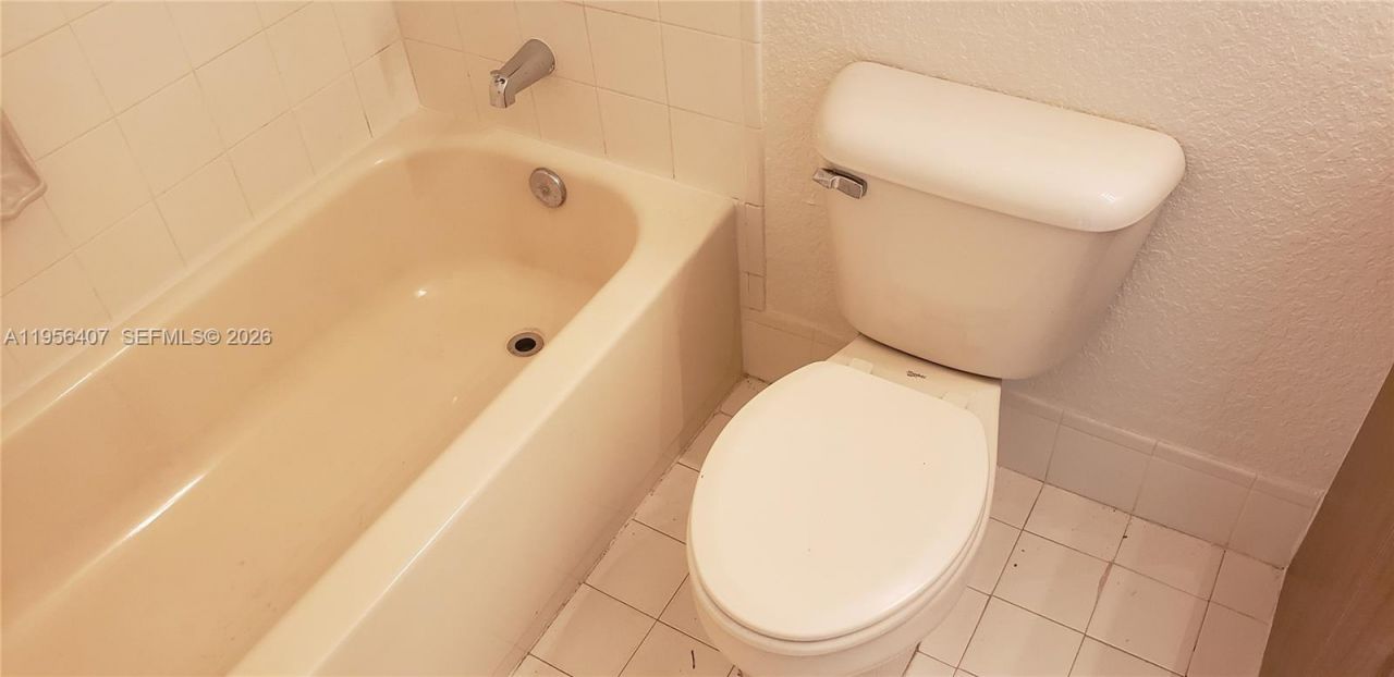 2811 SE 17th Ave , Unit 202, Homestead, FL 33035 Photo