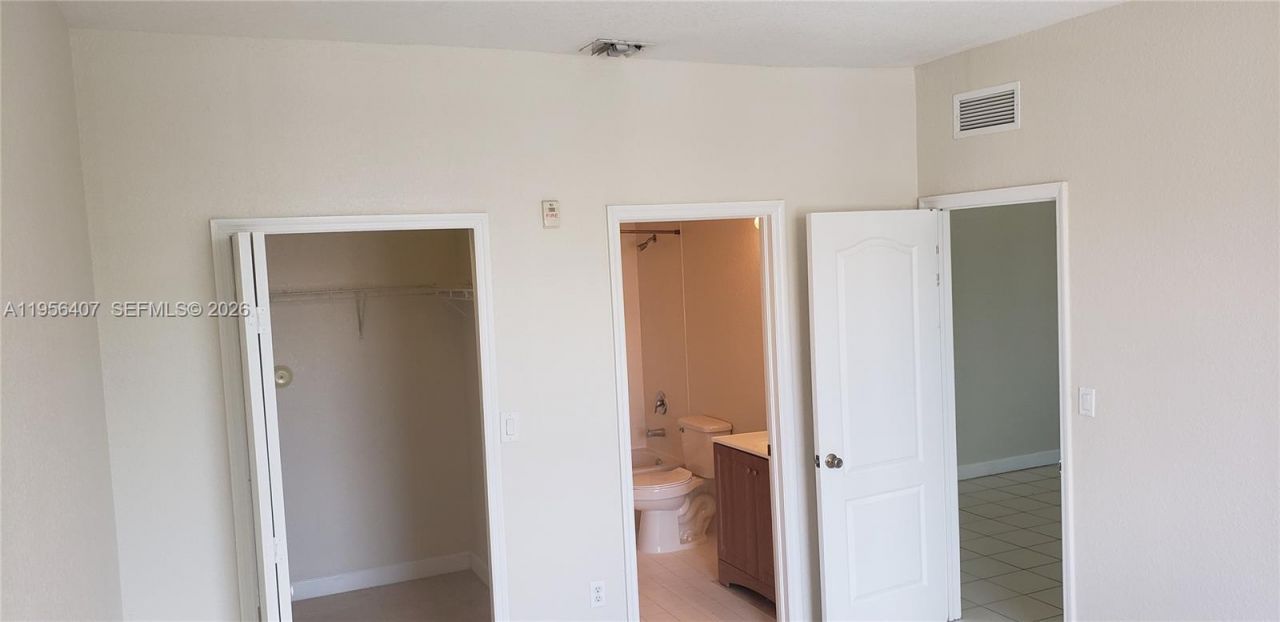 2811 SE 17th Ave , Unit 202, Homestead, FL 33035 Photo