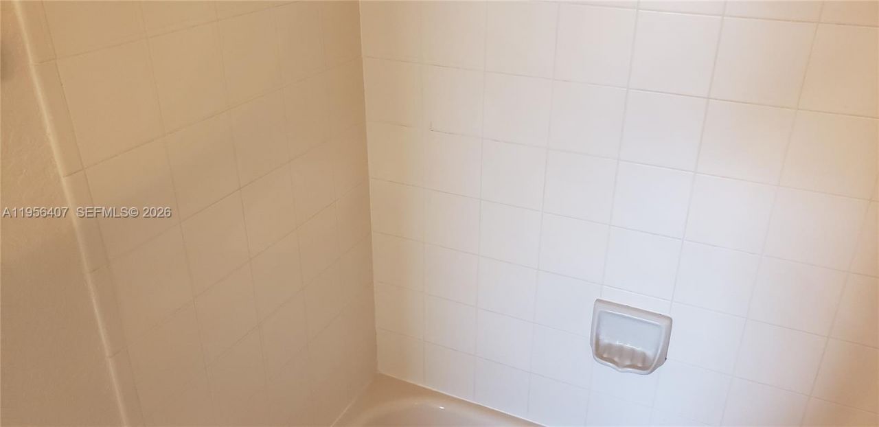 2811 SE 17th Ave , Unit 202, Homestead, FL 33035 Photo