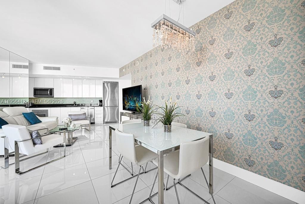 92 SW 3rd St , Unit 4806, Miami, FL 33130 Photo