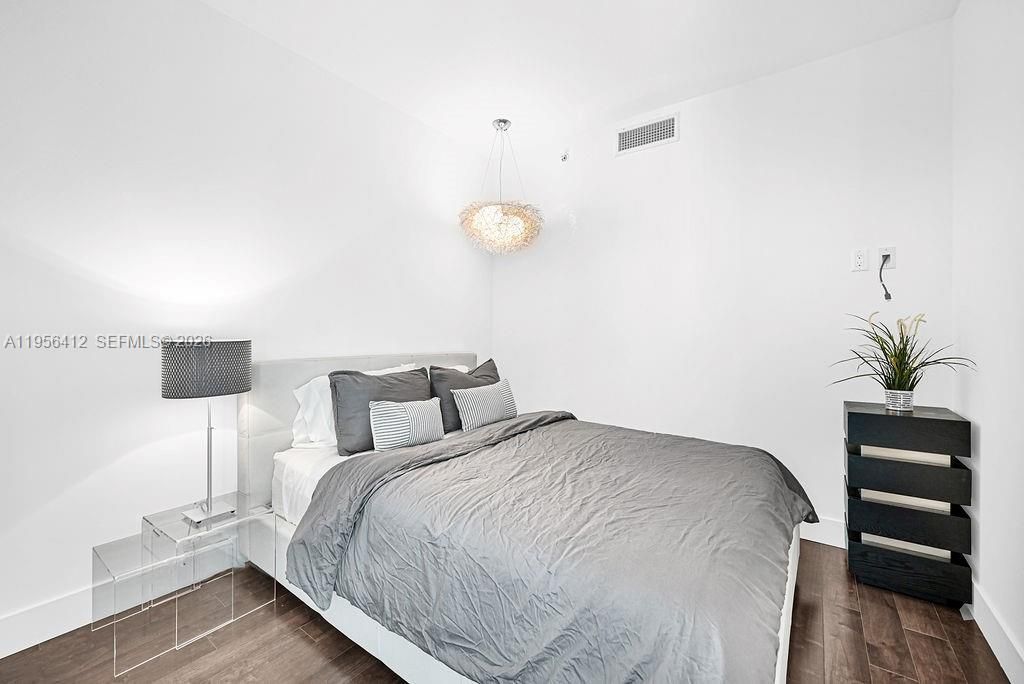 92 SW 3rd St , Unit 4806, Miami, FL 33130 Photo