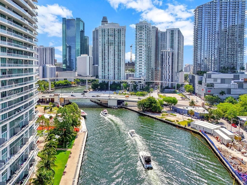 92 SW 3rd St , Unit 4806, Miami, FL 33130 Photo