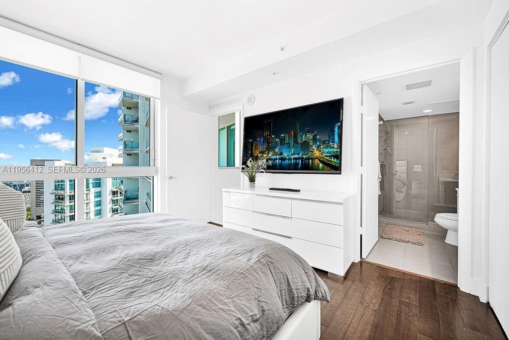 92 SW 3rd St , Unit 4806, Miami, FL 33130 Photo