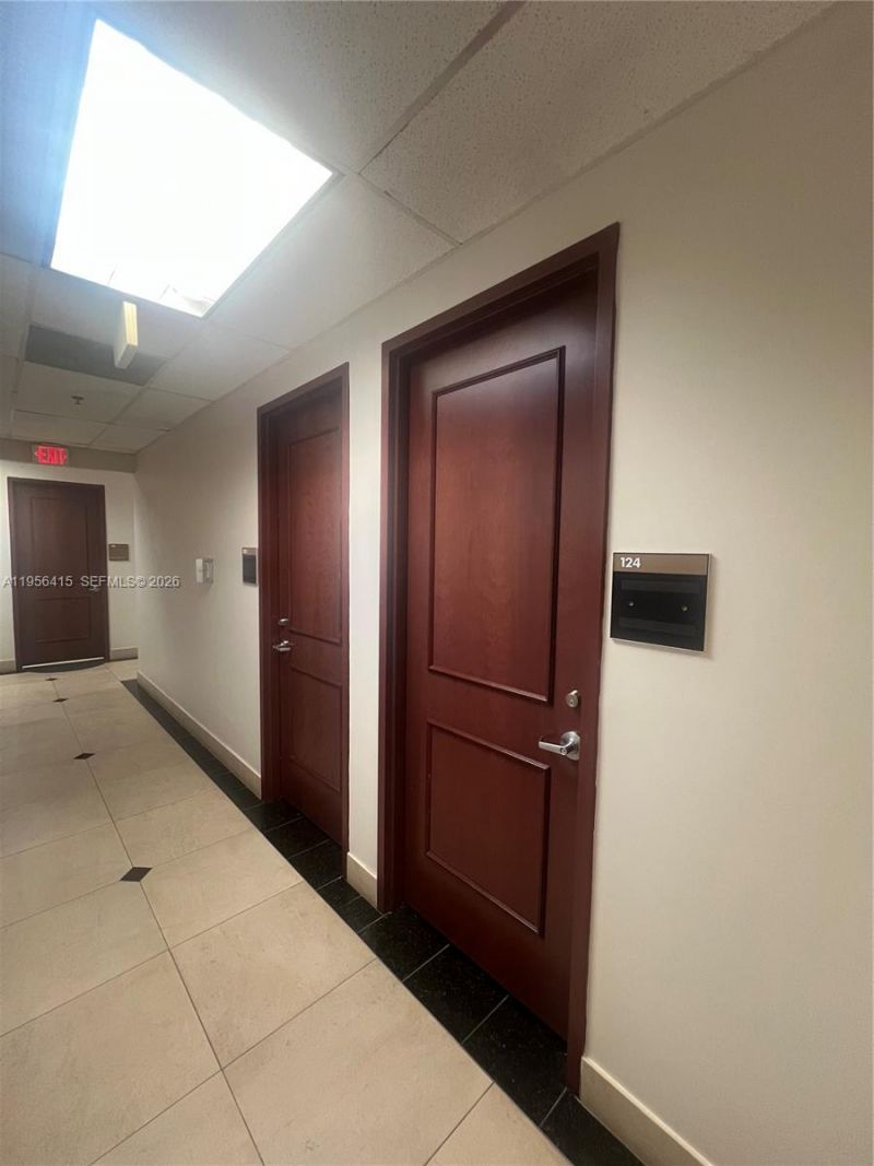 2893 Executive Park Dr, Unit 125, Weston, FL 33331 Photo