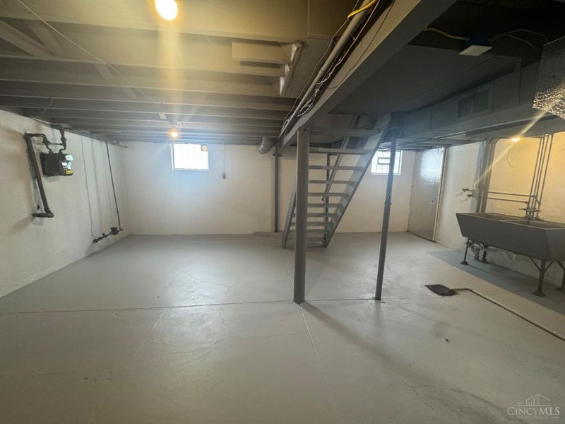 7849 Seward Avenue, Cincinnati, OH 45231 Photo 30