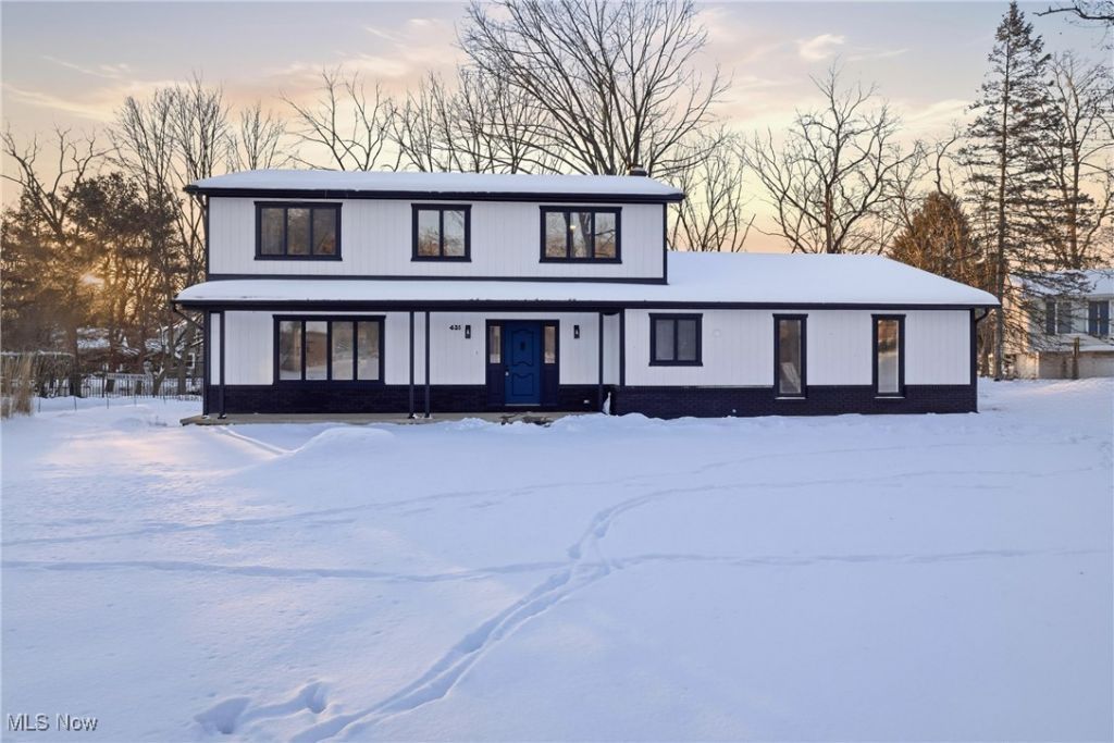 431 Trudy Ave, Munroe Falls, OH 44262 Main Photo