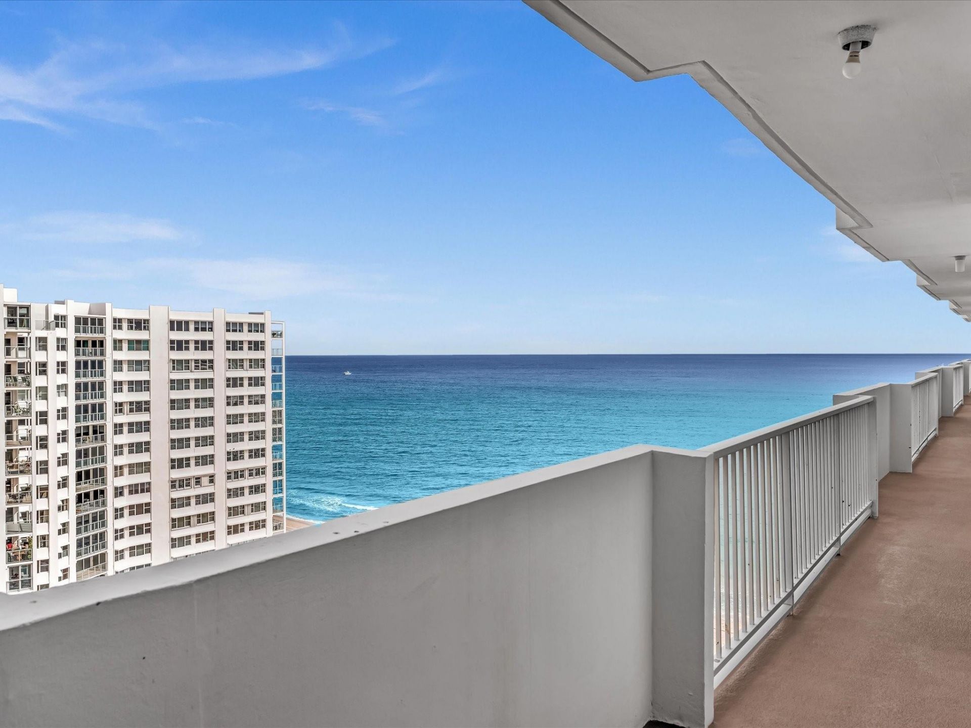 4300 N Ocean Boulevard, Unit 15J, Fort Lauderdale, FL 33308 Photo