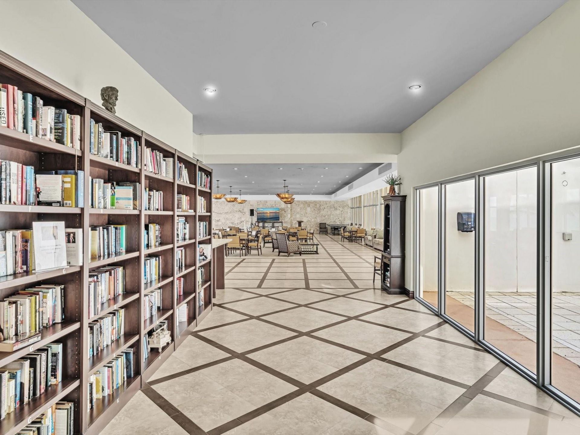 4300 N Ocean Boulevard, Unit 15J, Fort Lauderdale, FL 33308 Photo