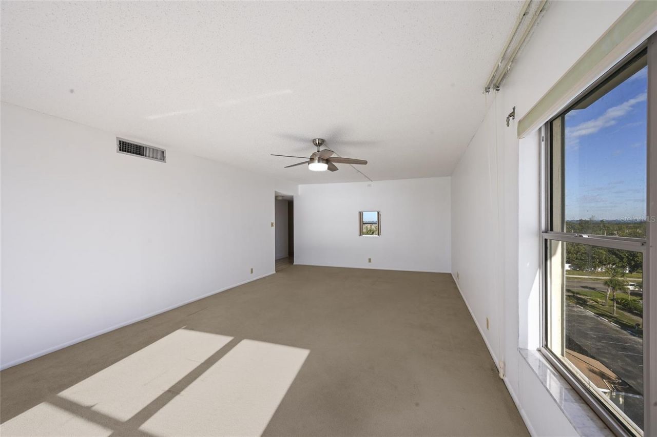 4401 Gulf Of Mexico Drive, Unit 601, Longboat Key, FL 34228 Photo