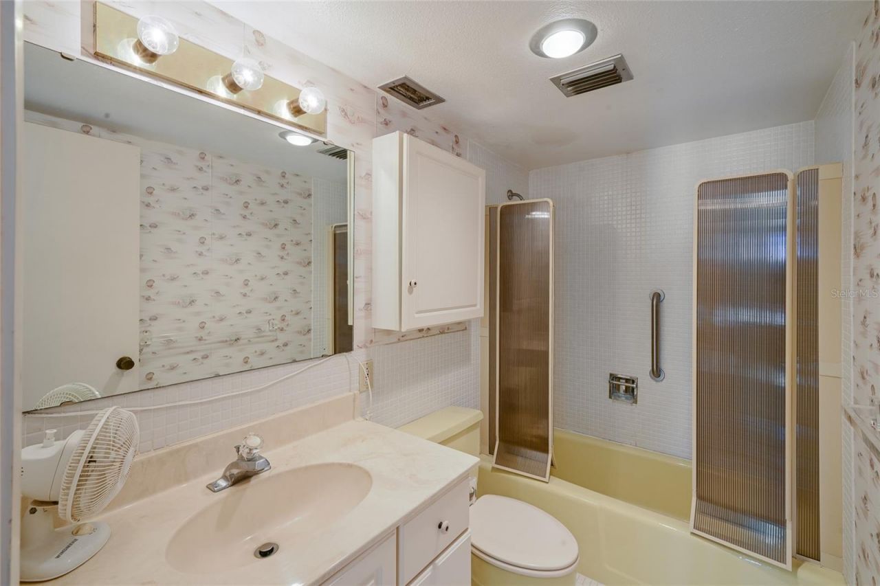 4401 Gulf Of Mexico Drive, Unit 601, Longboat Key, FL 34228 Photo