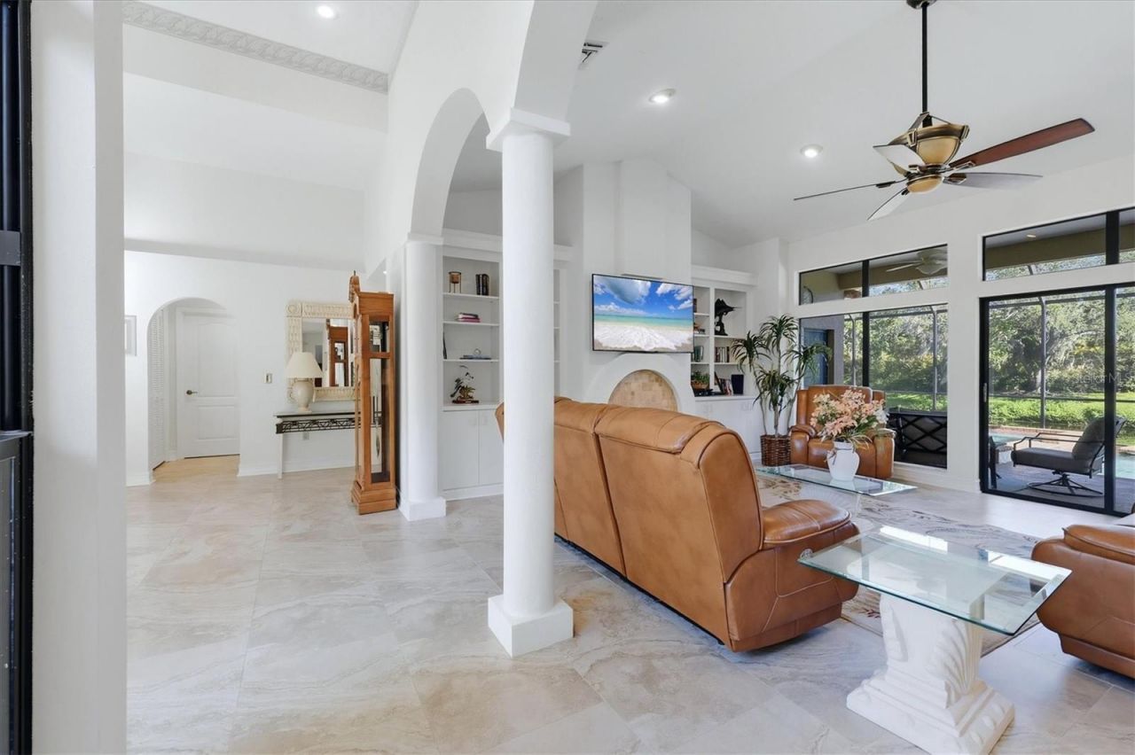 4221 Escondito Circle, Sarasota, FL 34238 Photo