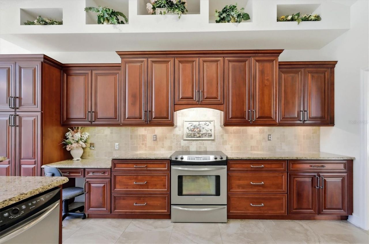 4221 Escondito Circle, Sarasota, FL 34238 Photo