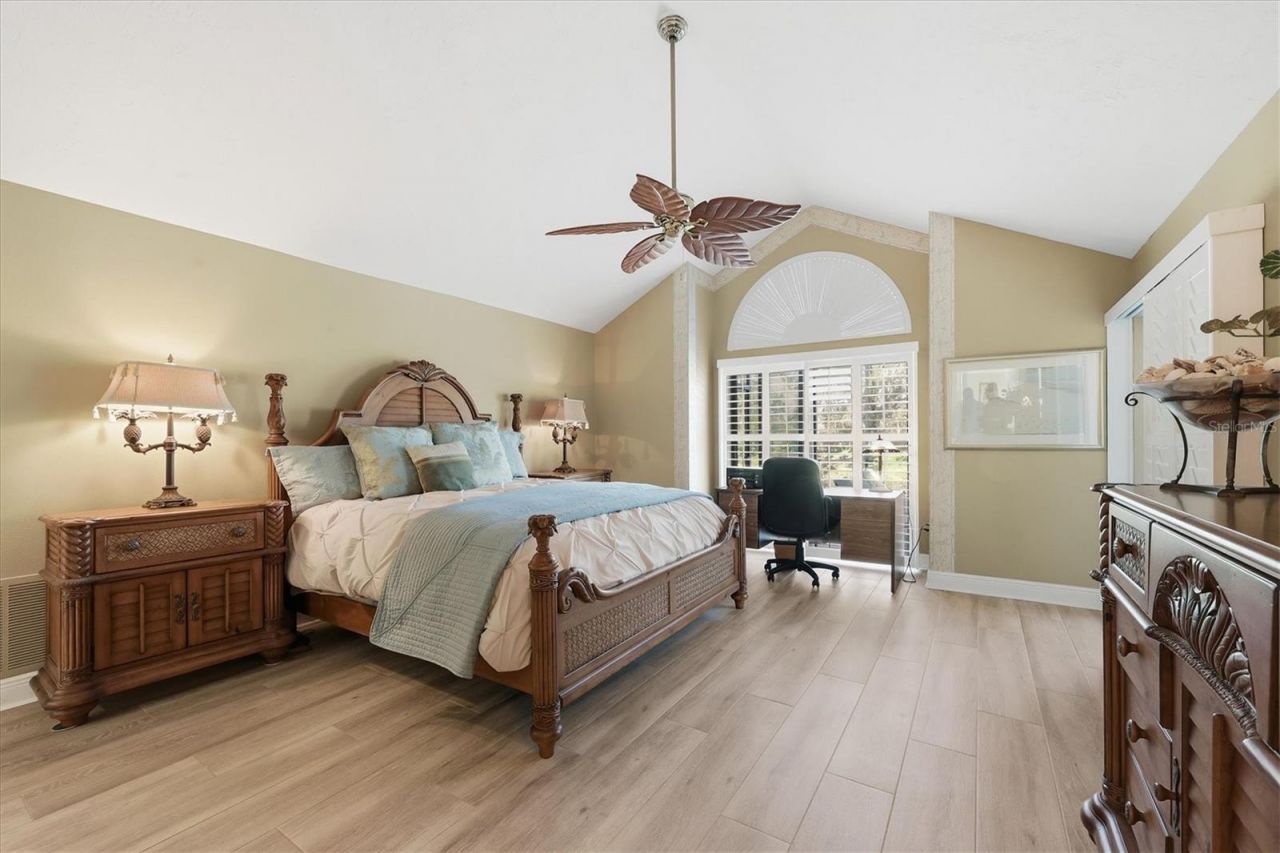 4221 Escondito Circle, Sarasota, FL 34238 Photo