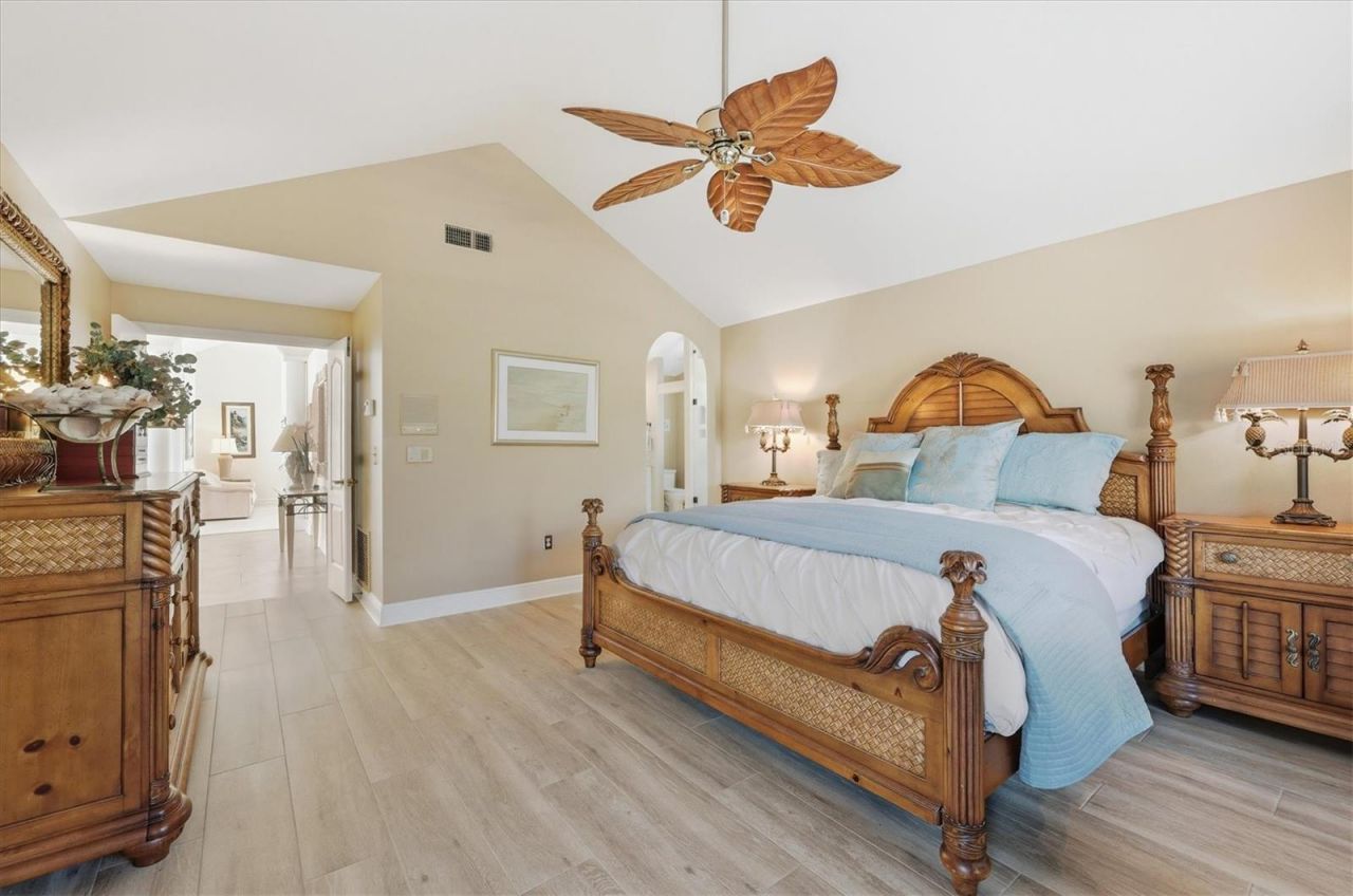 4221 Escondito Circle, Sarasota, FL 34238 Photo