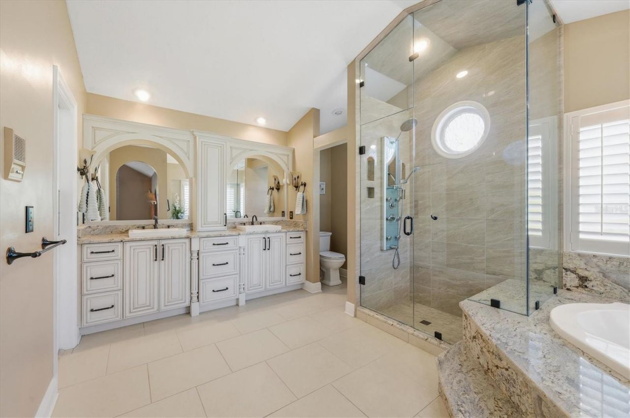 4221 Escondito Circle, Sarasota, FL 34238 Photo