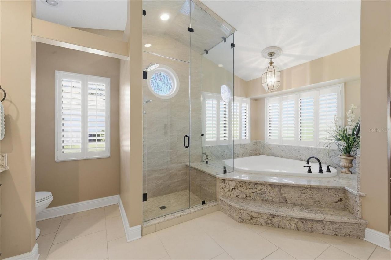 4221 Escondito Circle, Sarasota, FL 34238 Photo