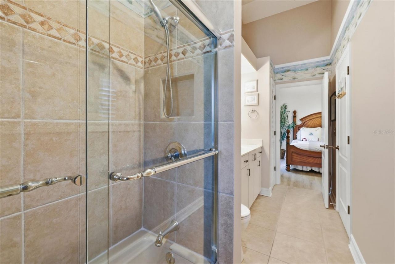 4221 Escondito Circle, Sarasota, FL 34238 Photo