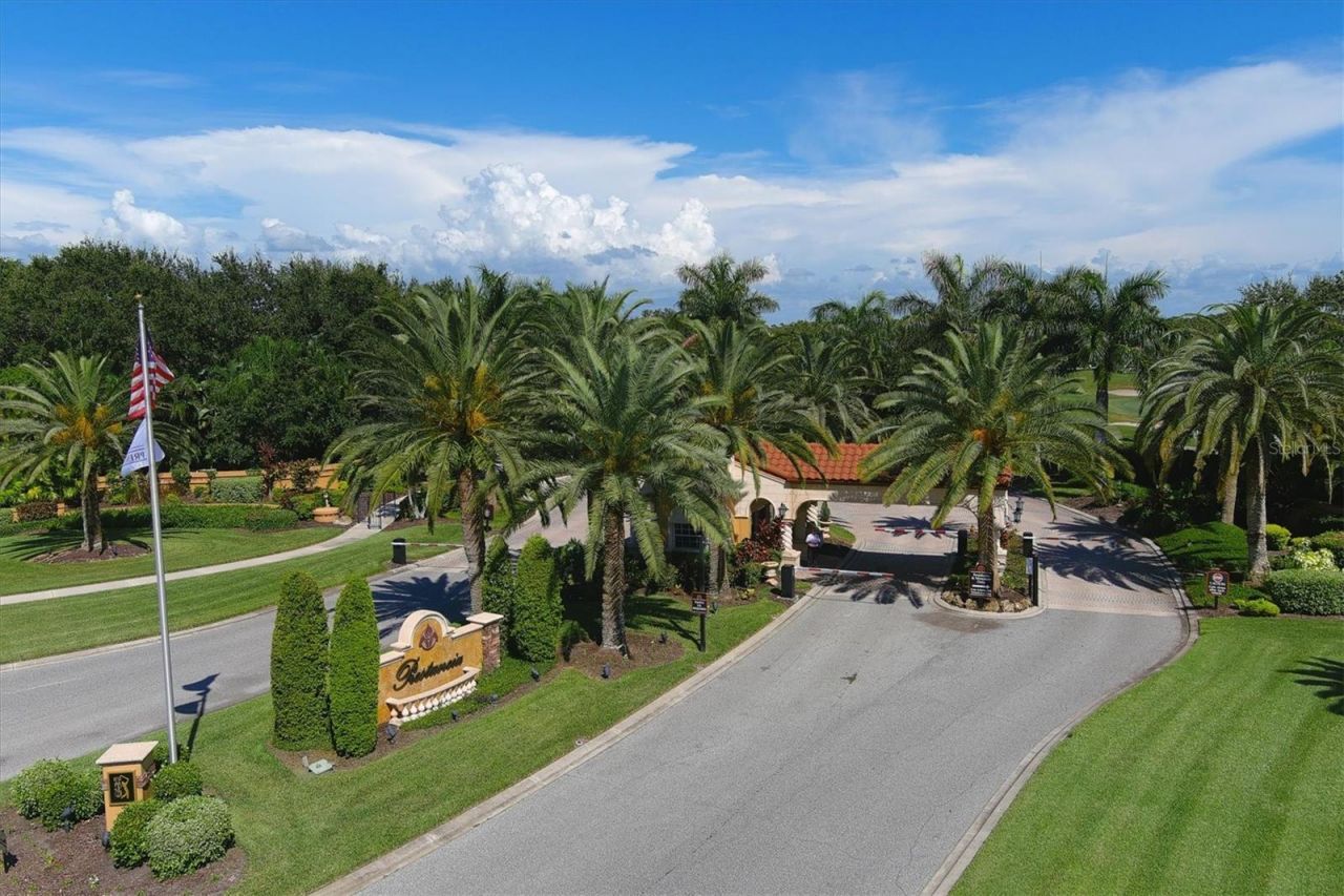 4221 Escondito Circle, Sarasota, FL 34238 Photo