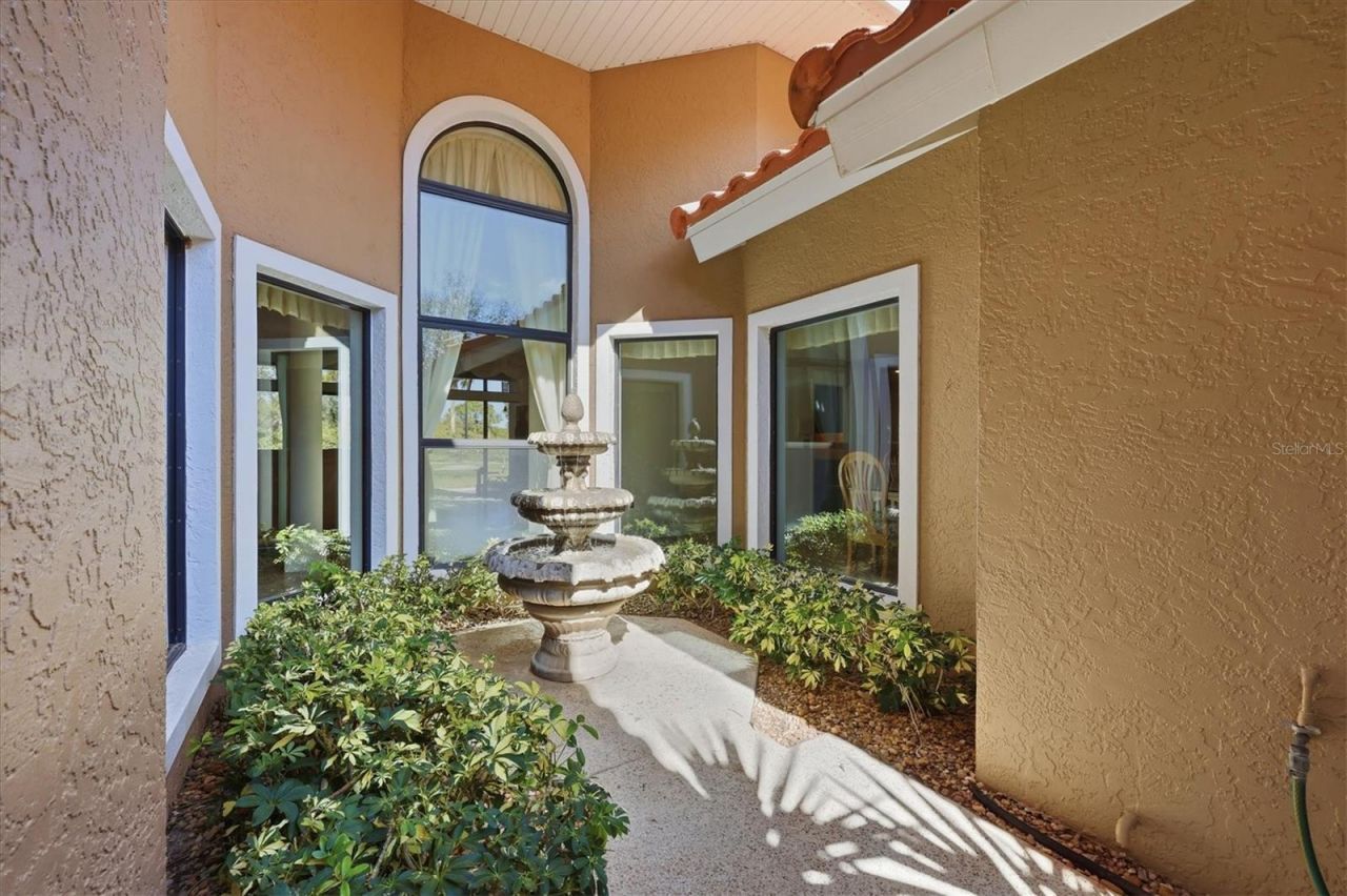 4221 Escondito Circle, Sarasota, FL 34238 Photo