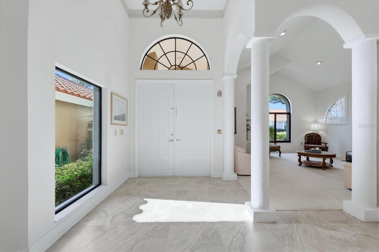 4221 Escondito Circle, Sarasota, FL 34238 Photo