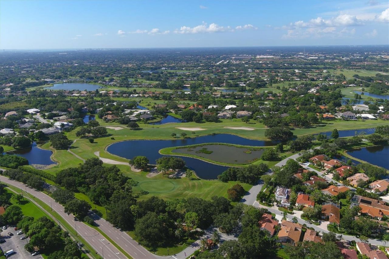 4221 Escondito Circle, Sarasota, FL 34238 Photo