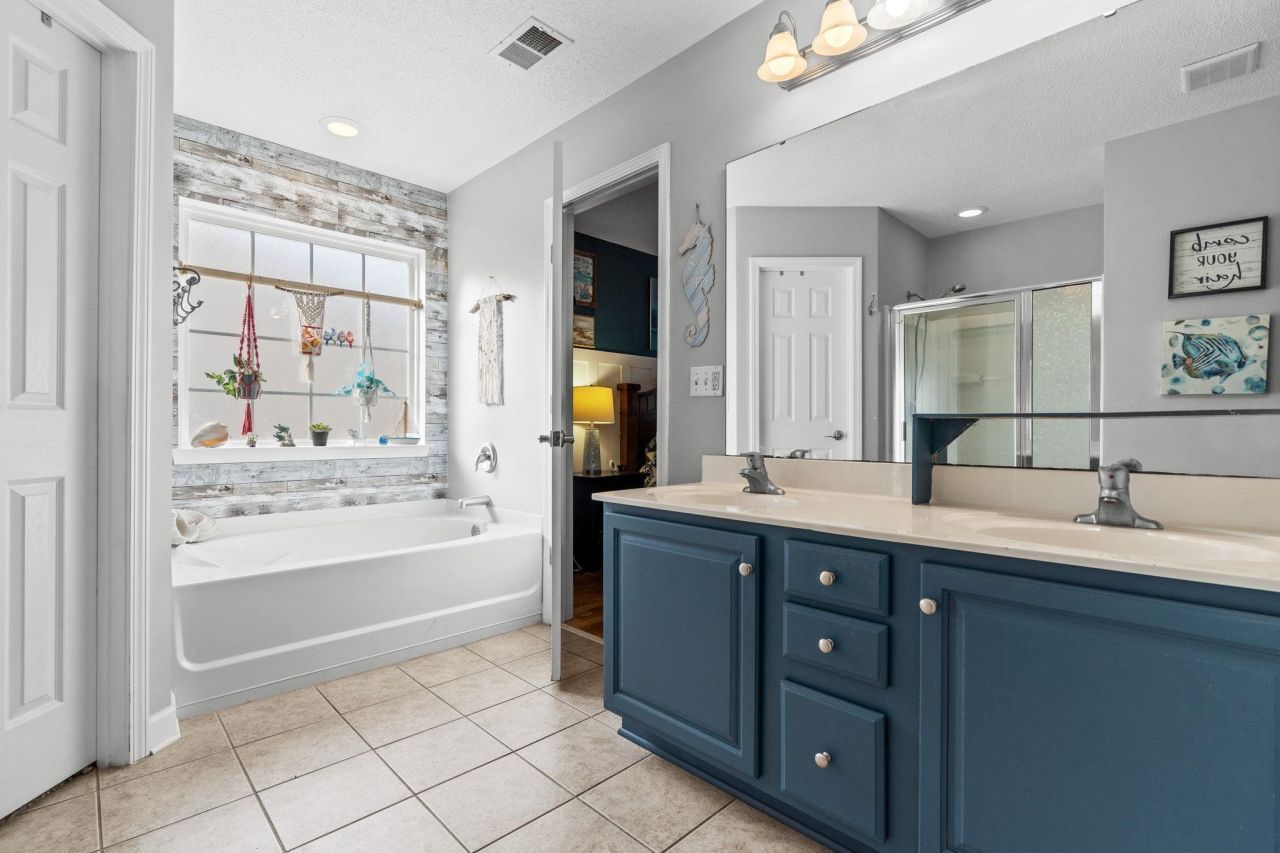 238 Carolina Crossing Blvd. Photo 23