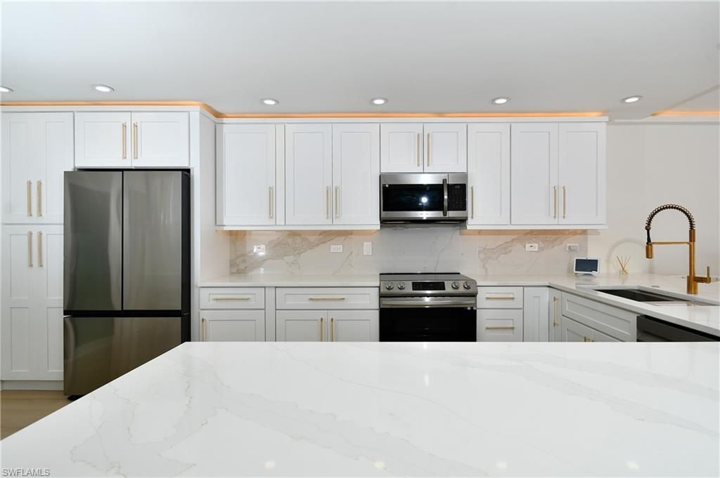 16290 Kelly Cove Dr, Unit 254, Fort Myers, FL 33908 Photo