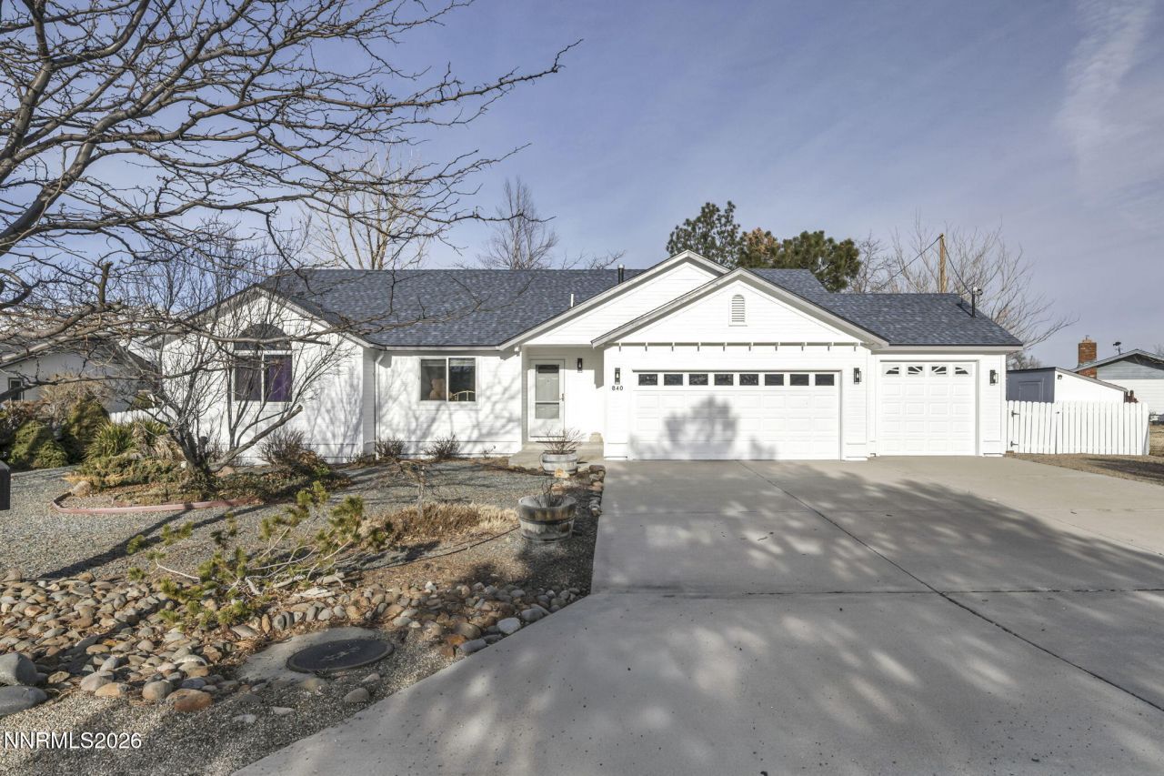840 Russell Way, Gardnerville, NV 89460 Photo