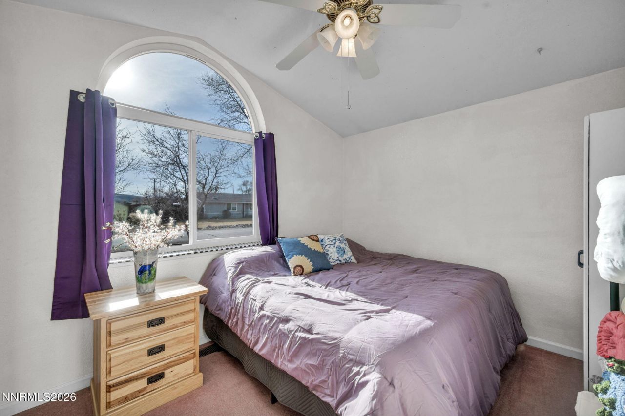 840 Russell Way, Gardnerville, NV 89460 Photo