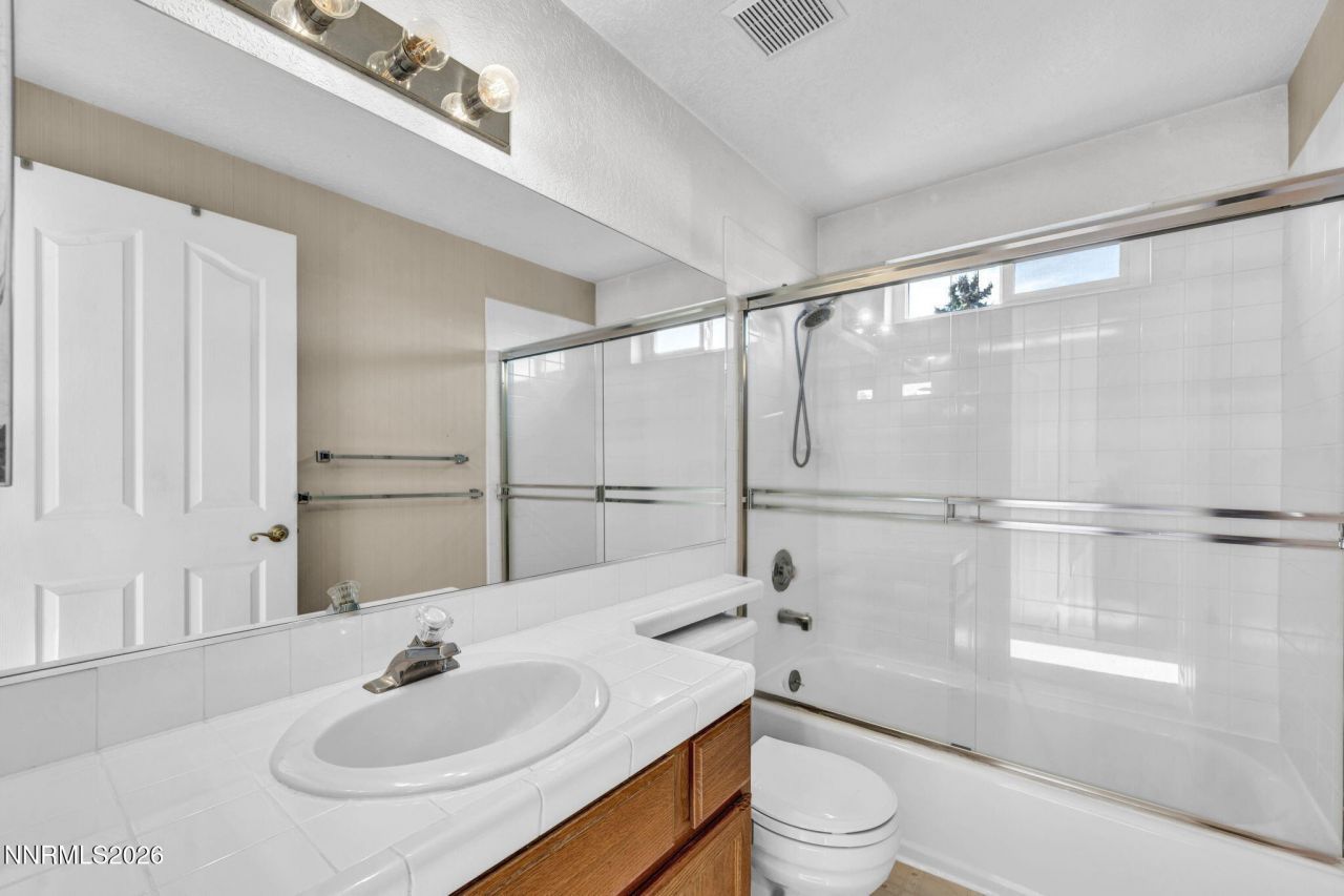 840 Russell Way, Gardnerville, NV 89460 Photo