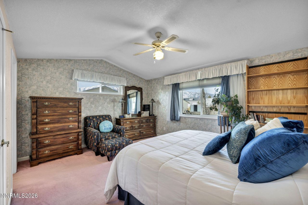 840 Russell Way, Gardnerville, NV 89460 Photo