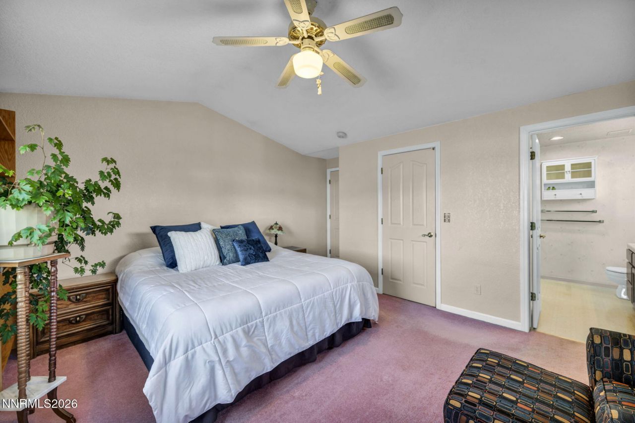 840 Russell Way, Gardnerville, NV 89460 Photo