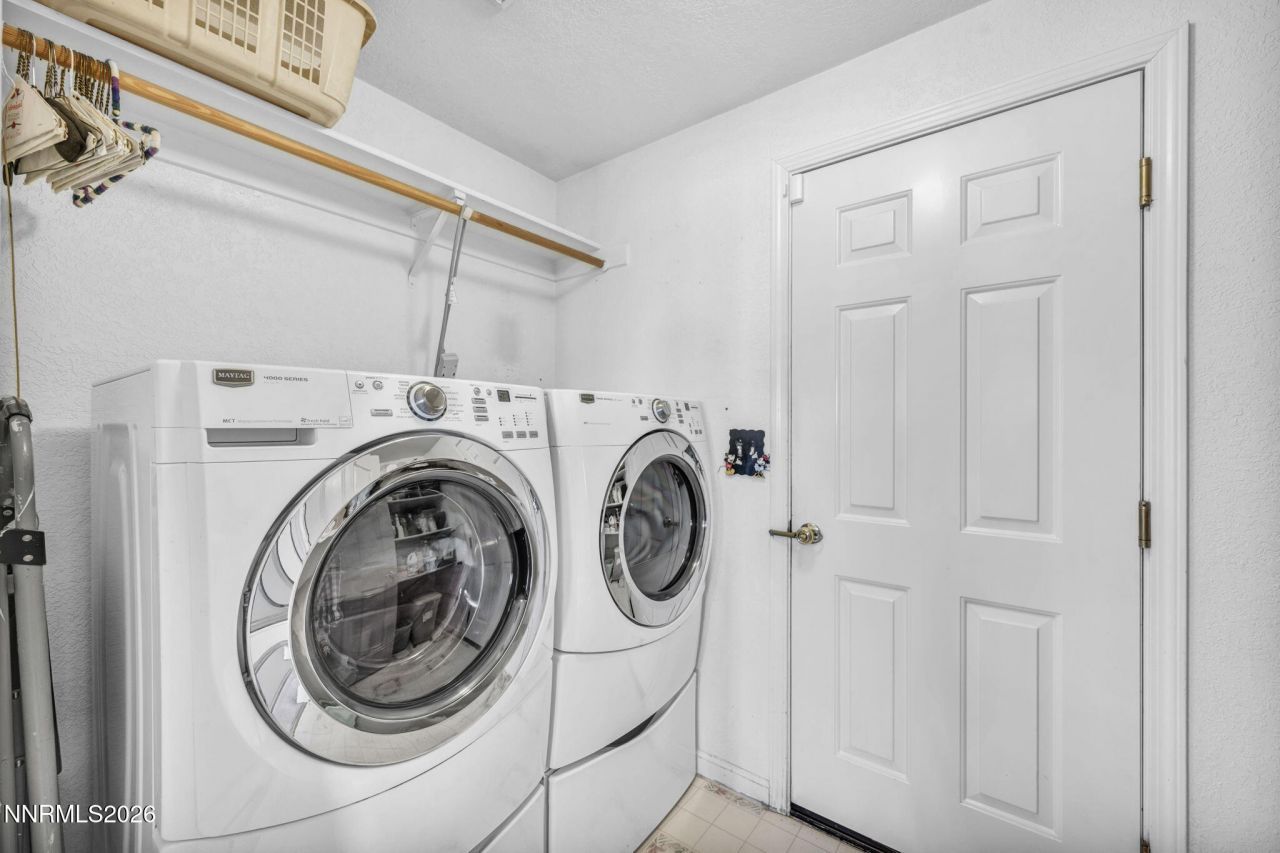 840 Russell Way, Gardnerville, NV 89460 Photo