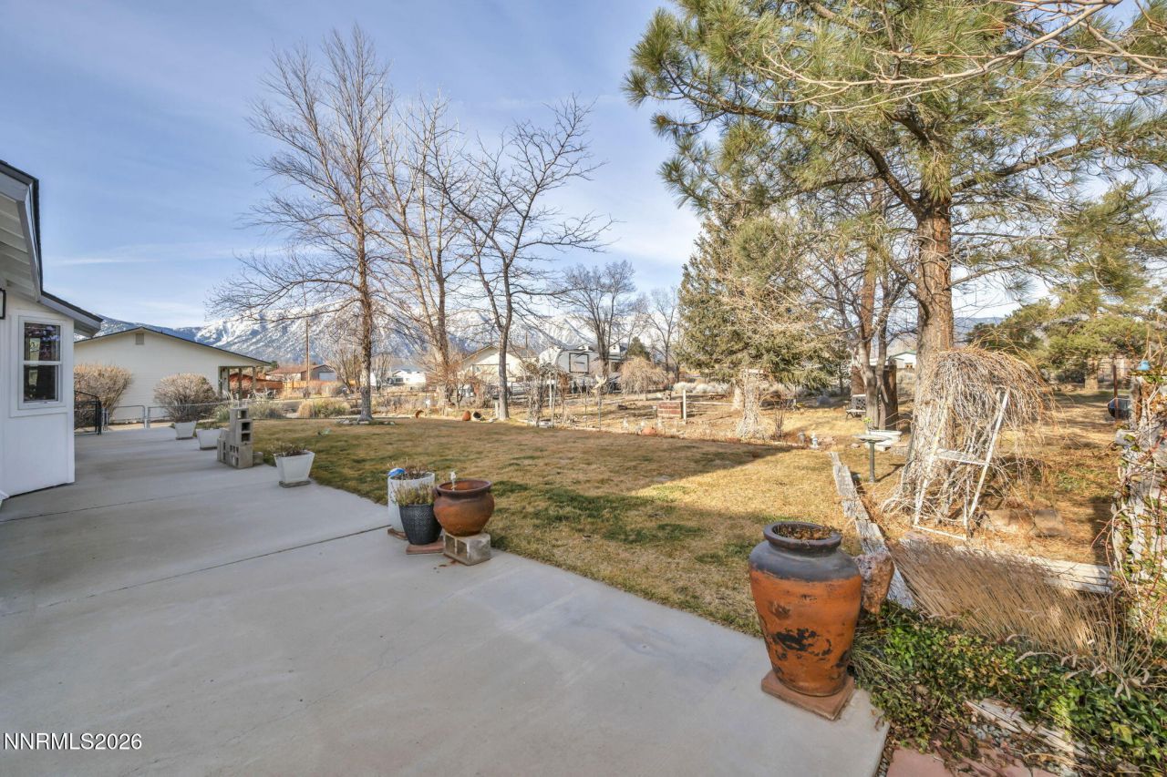 840 Russell Way, Gardnerville, NV 89460 Photo