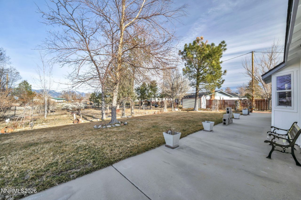 840 Russell Way, Gardnerville, NV 89460 Photo