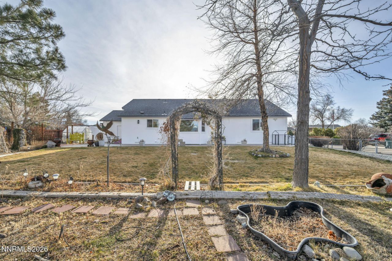 840 Russell Way, Gardnerville, NV 89460 Photo