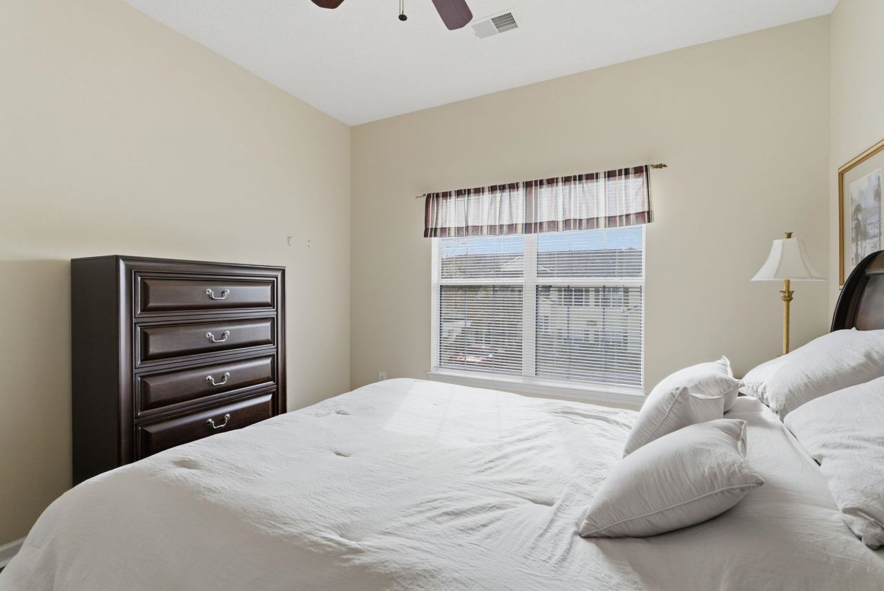 4433 Montrose Dr. Photo 12